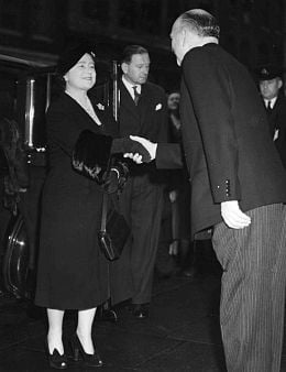 The Queen Mother on her visit to Freemasons Hall in October 1952, shortly after the Kings death