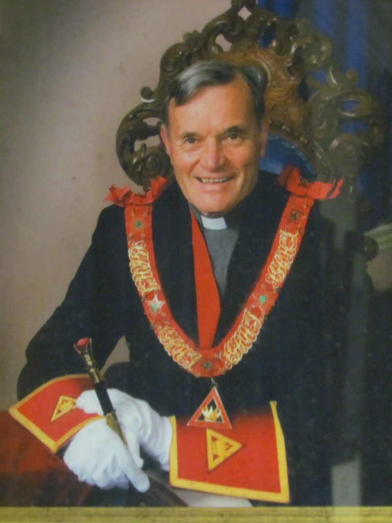 M.Ex Comp The Rev Canon T. Henry Trimble.