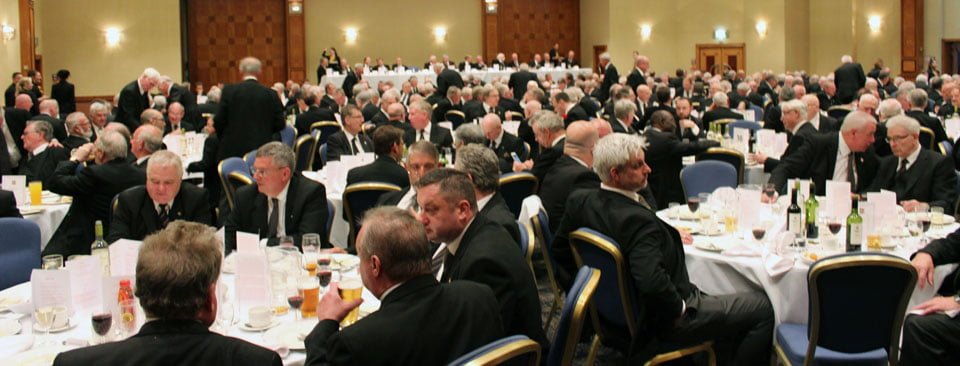 Brethren enjoy the festive board at the Hilton Hotel.