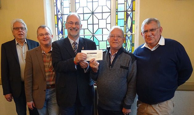 Claygate Lodge donate £2250 to Help for Heroes