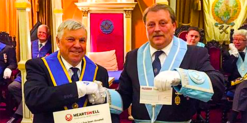 WBro. Clem Spencer delivers a defibrillator to St Peter's Lodge No. 1125