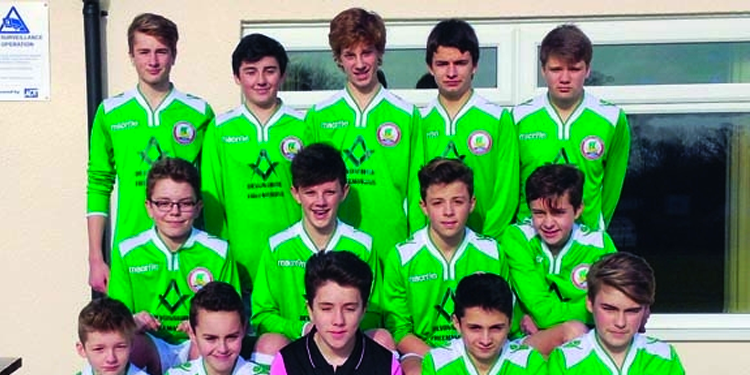 Devon lodge buys new kit for Sidmouth Raiders Under 14s football team