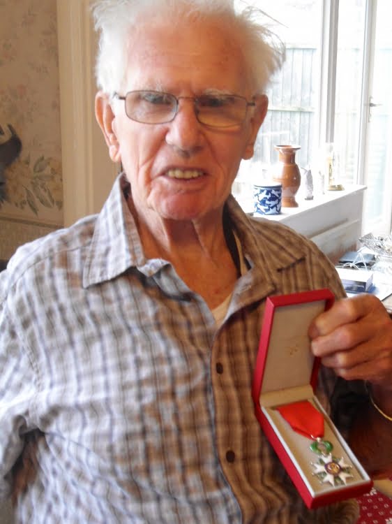 Freemason Walter Greenwood receives Legion d’Honneur Medal for role in liberating France during Second World War