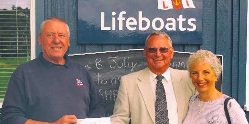 Freemasons support Dartmouth lifeboat