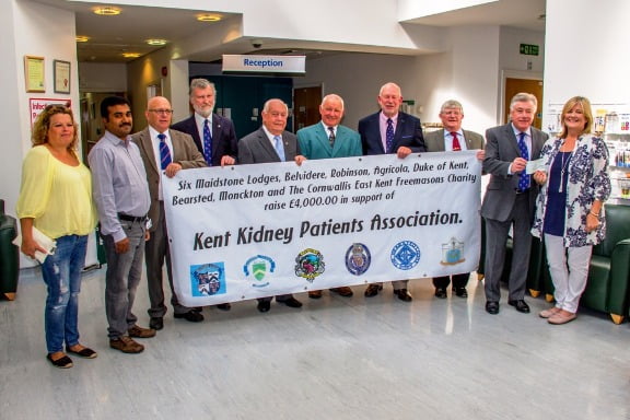 Freemasons present Renal Unit in Maidstone Hospital with a cheque for £4,000 Freemasons present Renal Unit in Maidstone Hospital with a cheque for £4,000