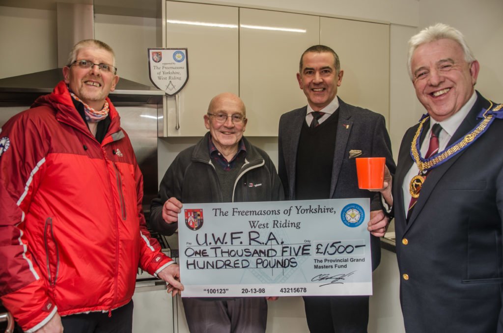 Freemasons of Olicana Chapter, have donated £1,500 to Upper Wharfedale Fell Rescue