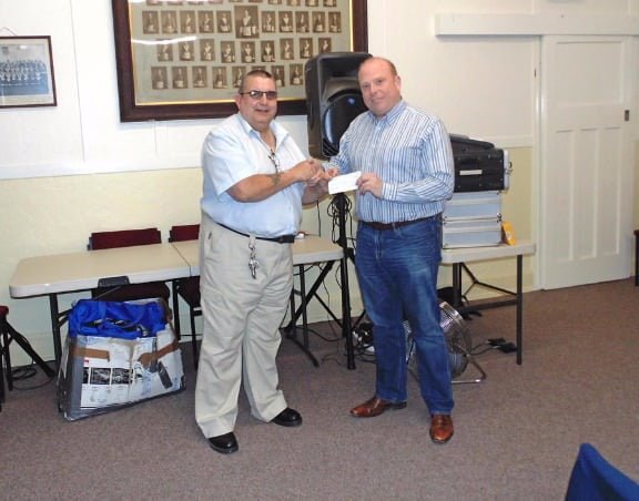 Freemasons donate £500 to 1st Winlaton Scout Group